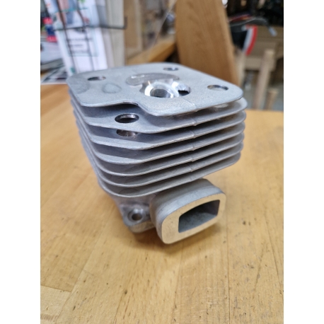 Cylinder pilarki Jonsered 625, 670 (BEZ TŁOKA)